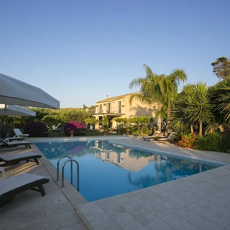 Bed & Breakfast Baglio Sant'andrea 3*