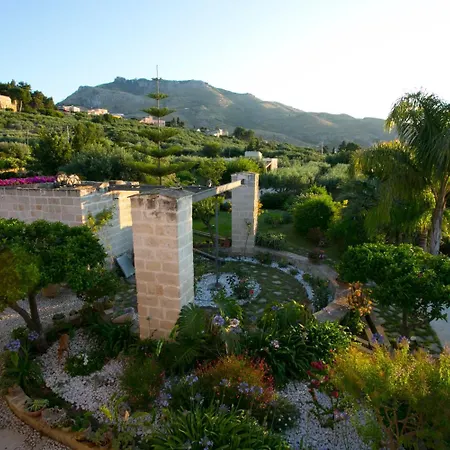 Baglio Sant'andrea Bed & Breakfast Valderice